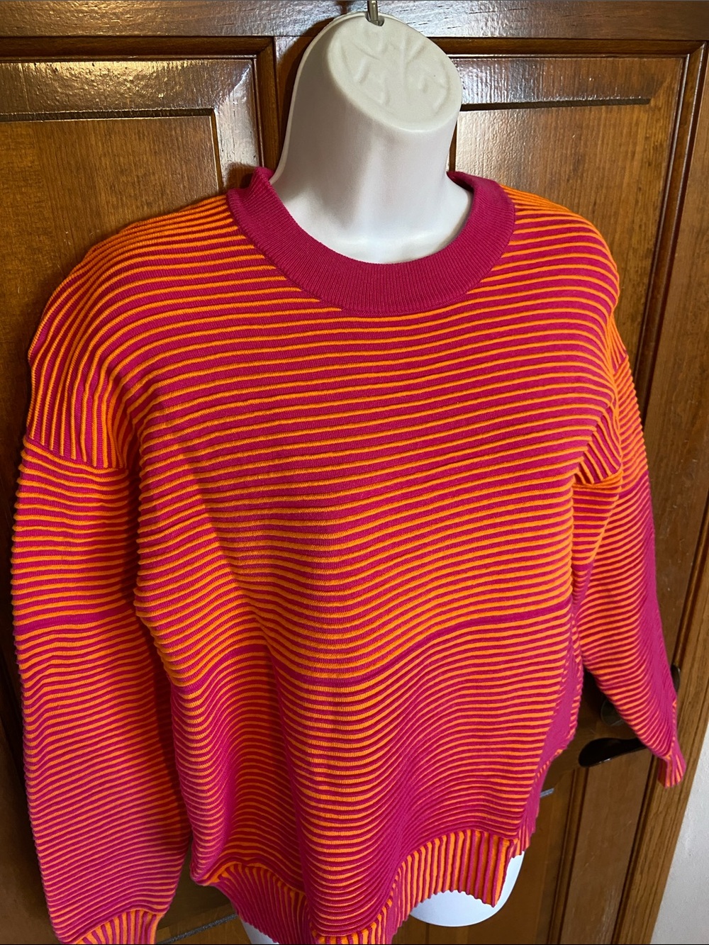 Beach Riot Occulus Sweater in the Sunset Two-Tone Rib colorway Size Small - Picture 4 of 9
